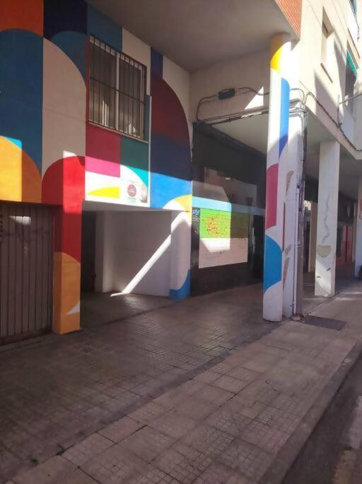 El Castuo Centro Historico Con Parking Apartman Caces Kültér fotó